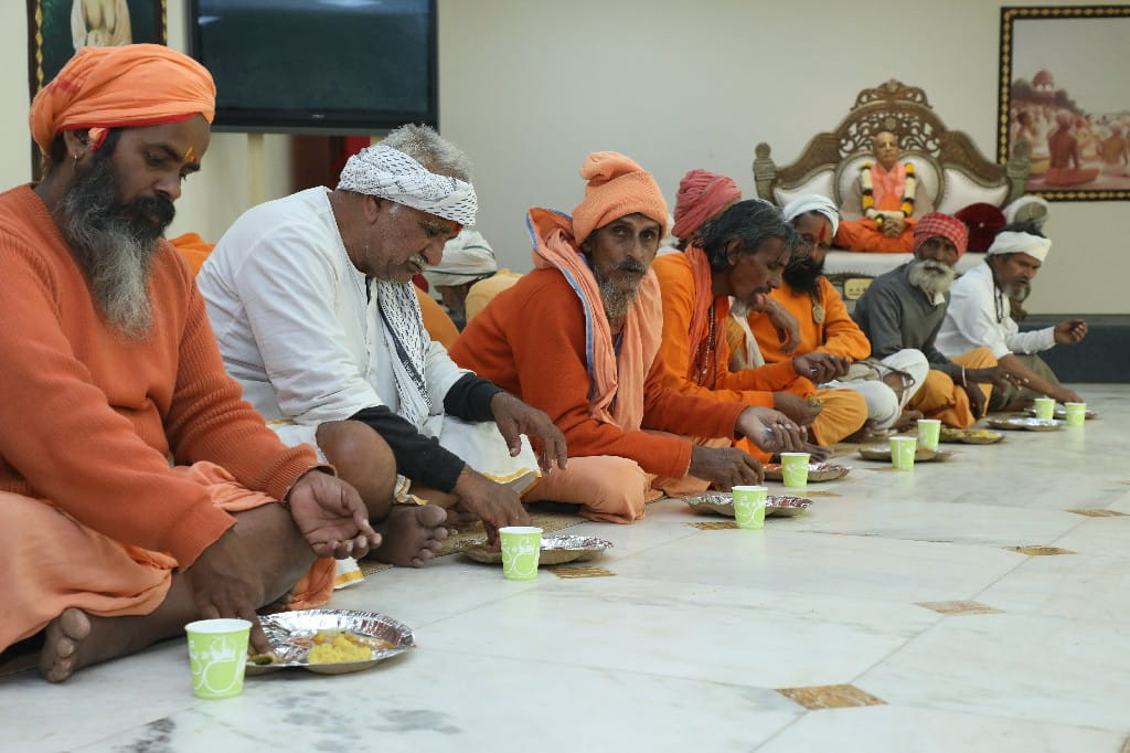 Gurudev Statue Anniversary Feast